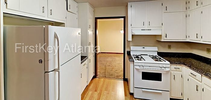 2nd image of 4228 Pepperdine Dr