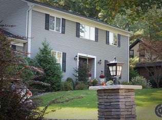 10 Larch Rd, Cedar Knolls, NJ 07927