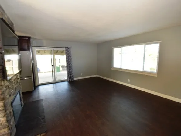 1141 Avon Way, Folsom, CA 95630