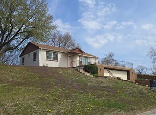 425 4th Ter, Nebraska City, NE 68410