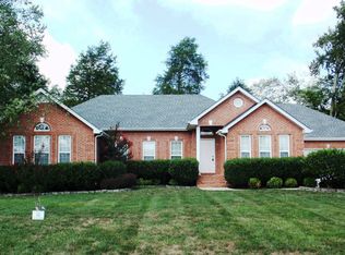 308 Chesapeake Dr, Tullahoma, TN 37388