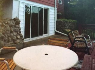 N1330 W Stratton Rd, Waupaca, WI 54981