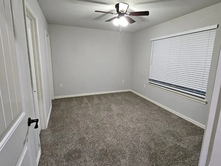 800 N 3rd St #103 — Photo 7