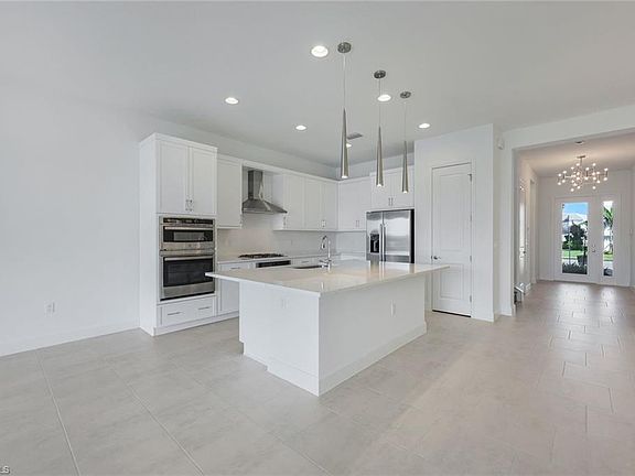 3rd image of 20494 Fair Oak LN