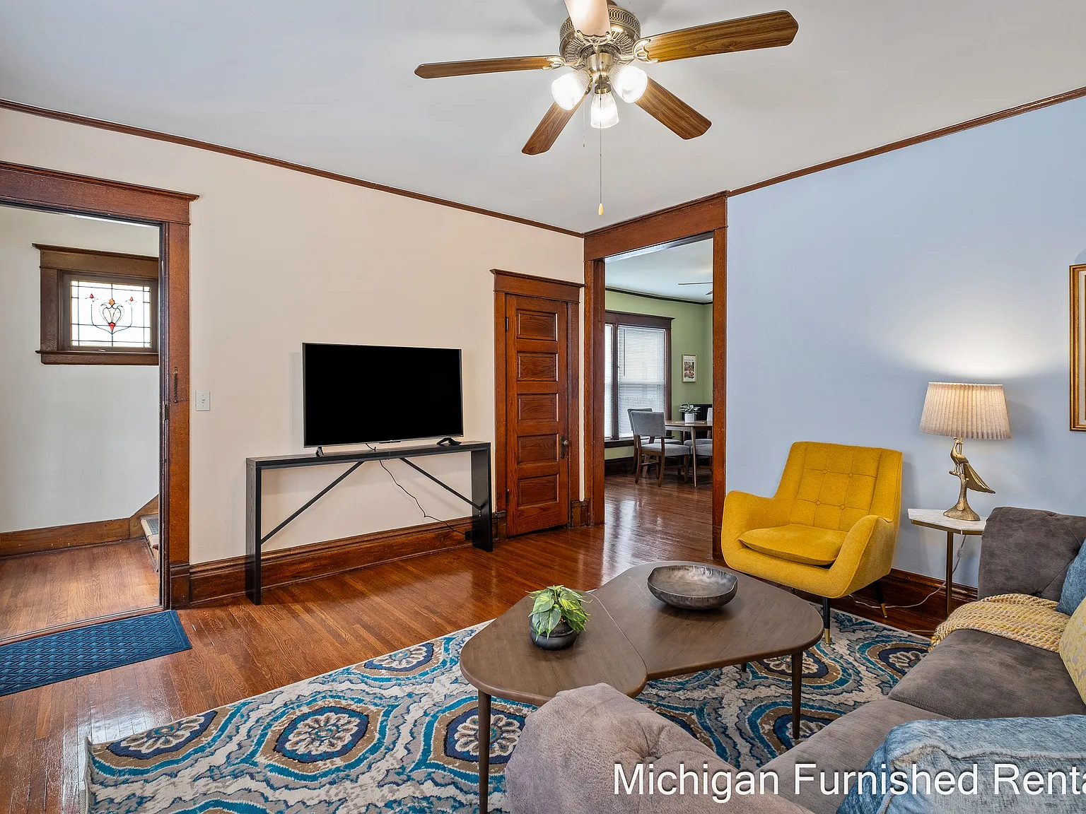 1 bed, 650 sqft, $2,945 — Photo 3