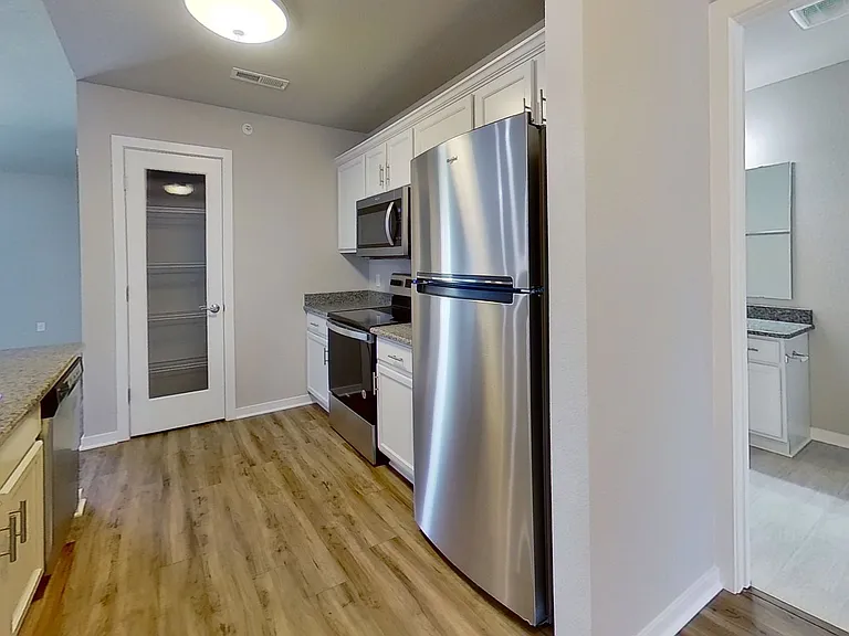 2006 American Eagle Dr #43 — Photo 19
