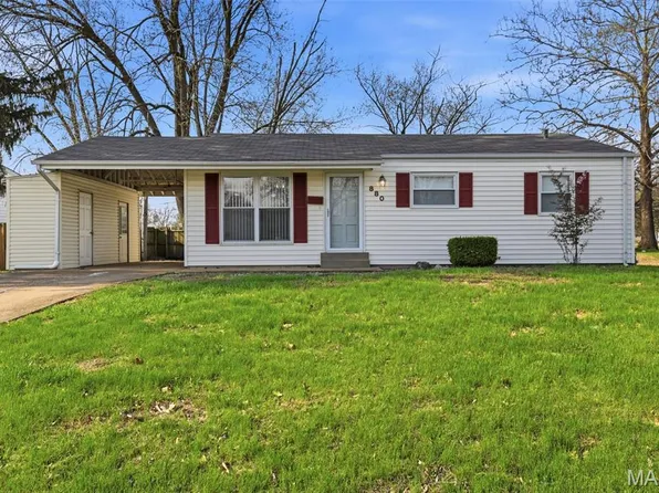 880 5th Plz, Florissant, MO 63031