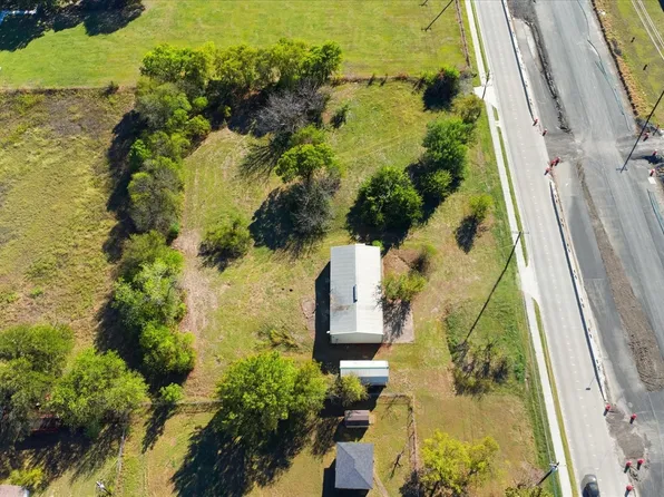 1708 Parker Rd, Saint Paul, TX 75098