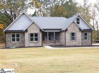 175 Floyd Meadow Dr, Inman, SC 29349