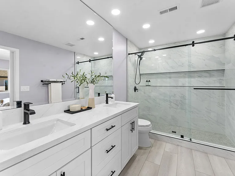 1413 La Salina St — Photo 14