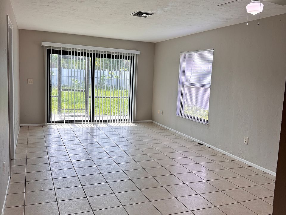 1st image of 4111 SW 7th Pl