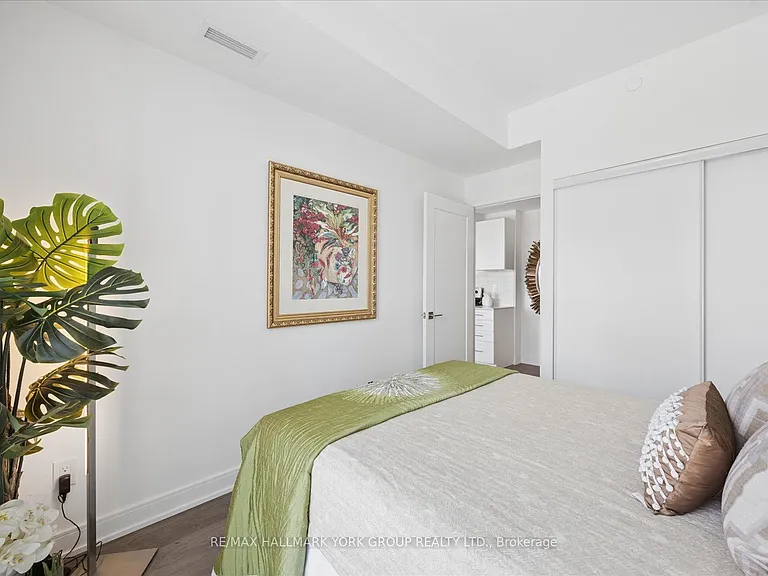 705 Davis Dr #409 — Photo 22