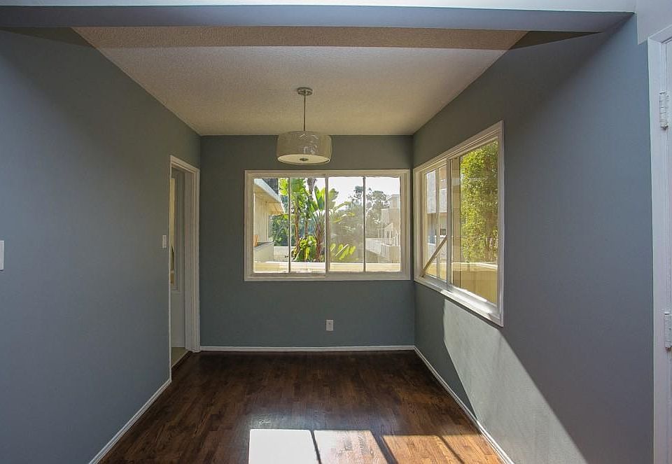 11621 Chenault St. Apartments Los Angeles, CA Zillow