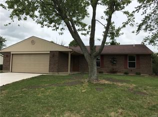 834 Ridge Rd, Englewood, OH 45322