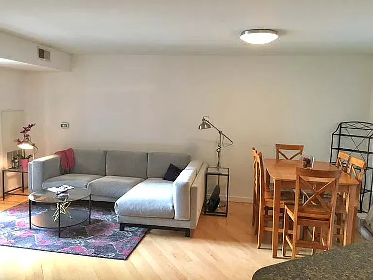 1 bed, 685 sqft, $2,300 — Photo 3