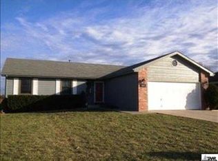 3925 SW 43rd St, Topeka, KS 66610