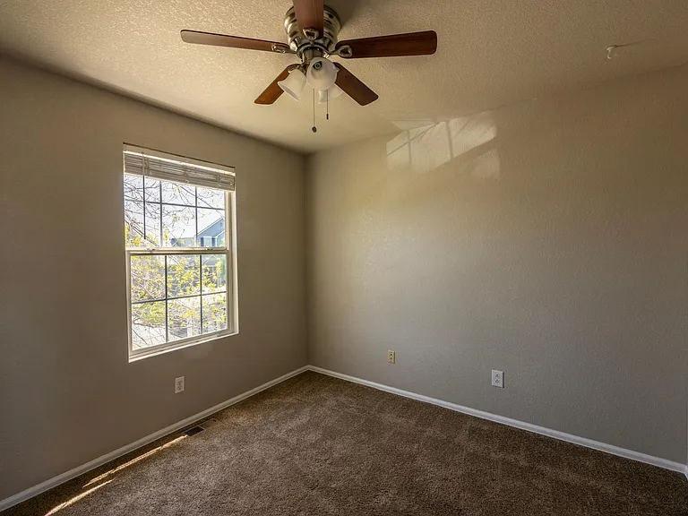 6148 Shamrock Cir — Photo 13