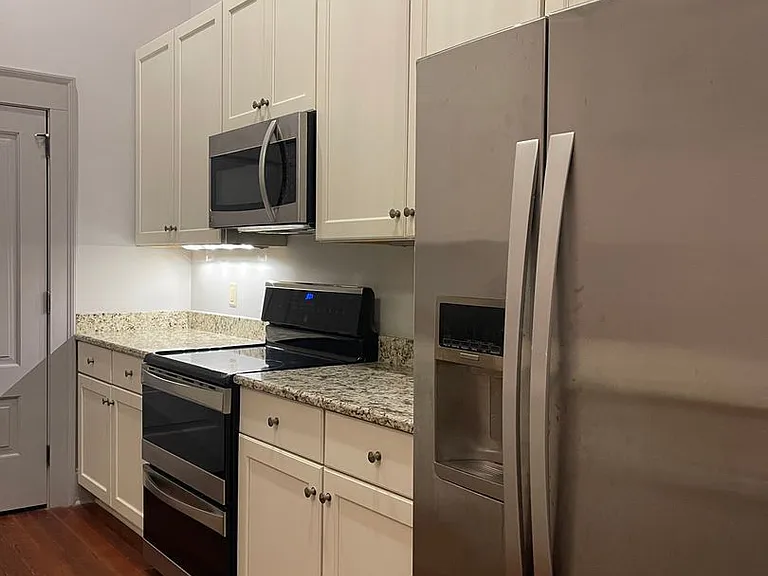 522 Cherry St #201 — Photo 3