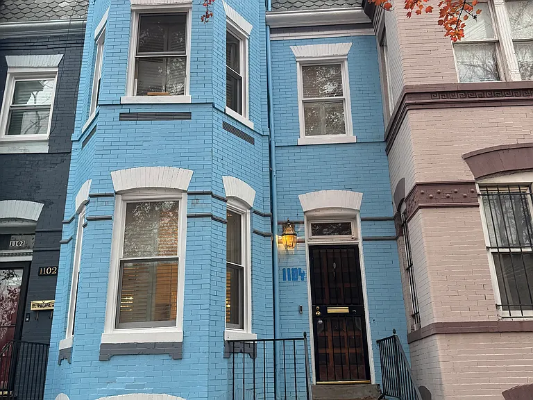 1104 7th St NE — Photo 11