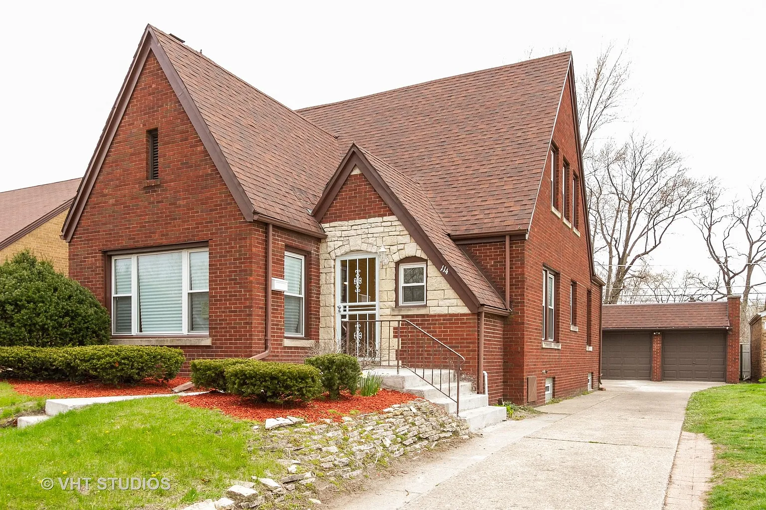 114 Highland St photo 1