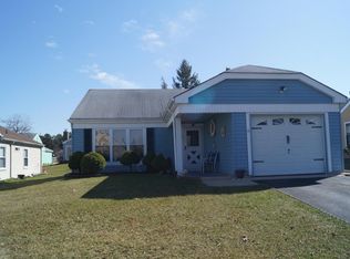 33 Redhill Rd, Manchester, NJ 08759