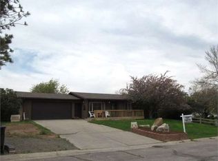 1604 S River St, Saratoga, WY 82331