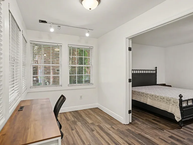 1830 Myrick Rd — Photo 24