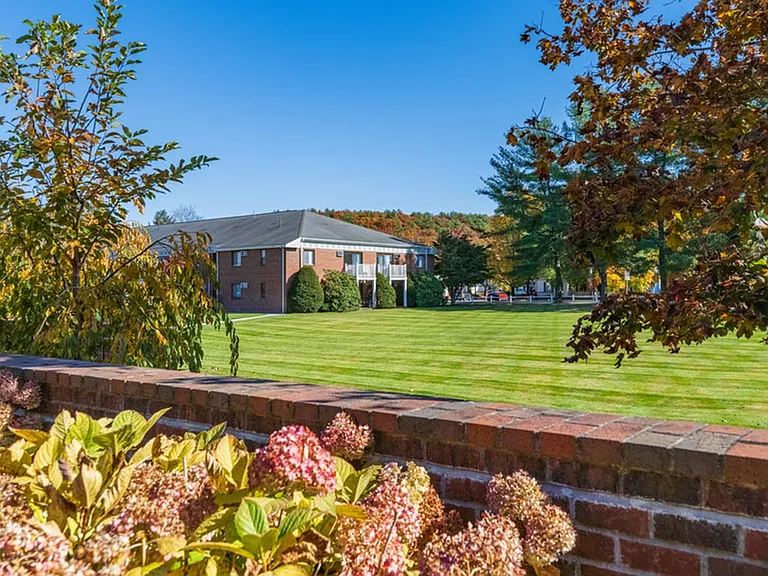 Princeton Green Apartments — Photo 40
