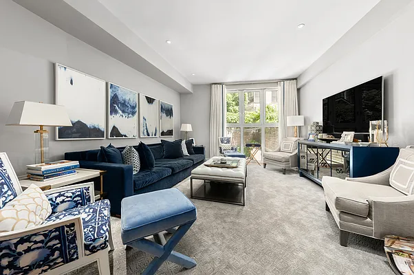 Rented by Compass | media 43