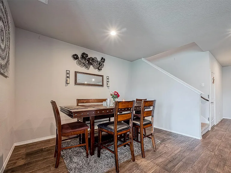 21311 Orono Heights Trl — Photo 15