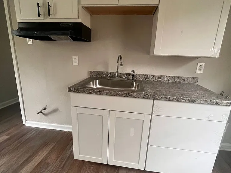 291 Red Oak St — Photo 4