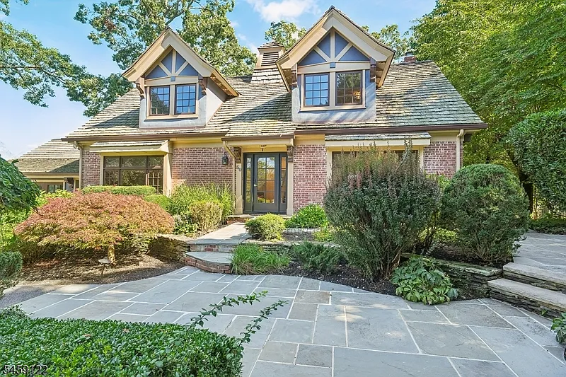 59 Buxton Rd