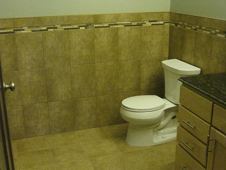 631 Ontario St SE #208 — Photo 17
