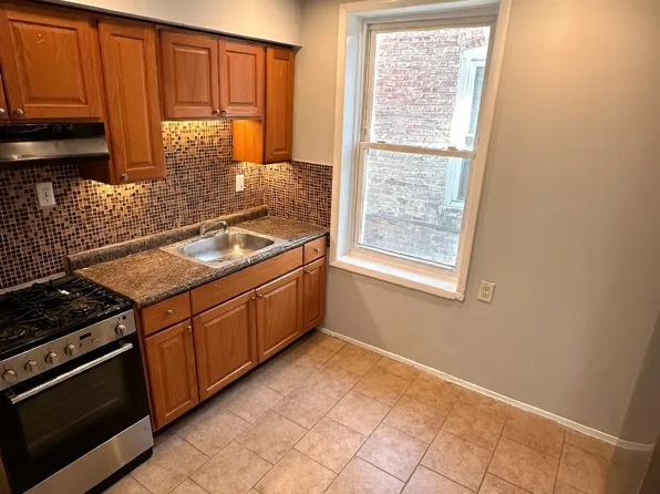 431 Kennedy Blvd APT 11, Bayonne, NJ 07002
