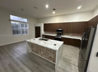 2408 Deer Creek Rd, Fort Lauderdale, FL 33327
