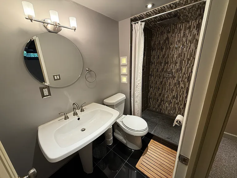 907 Marywood Dr — Photo 22
