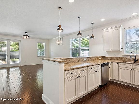 4th image of 2806 Kilgore St