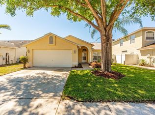 11222 N Clayridge Dr, Tampa, FL 33635