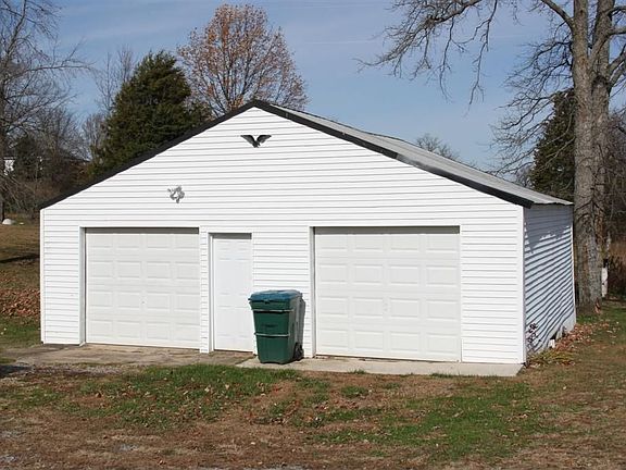 2 Car Garage