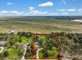 209 Buffalo Trl, Lake Jackson, TX 77566