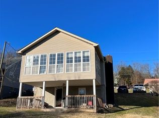 118 W Virginia Ave, Ripley, WV 25271