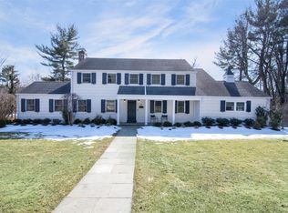 8 Roland Rd, Irvington, NY 10533