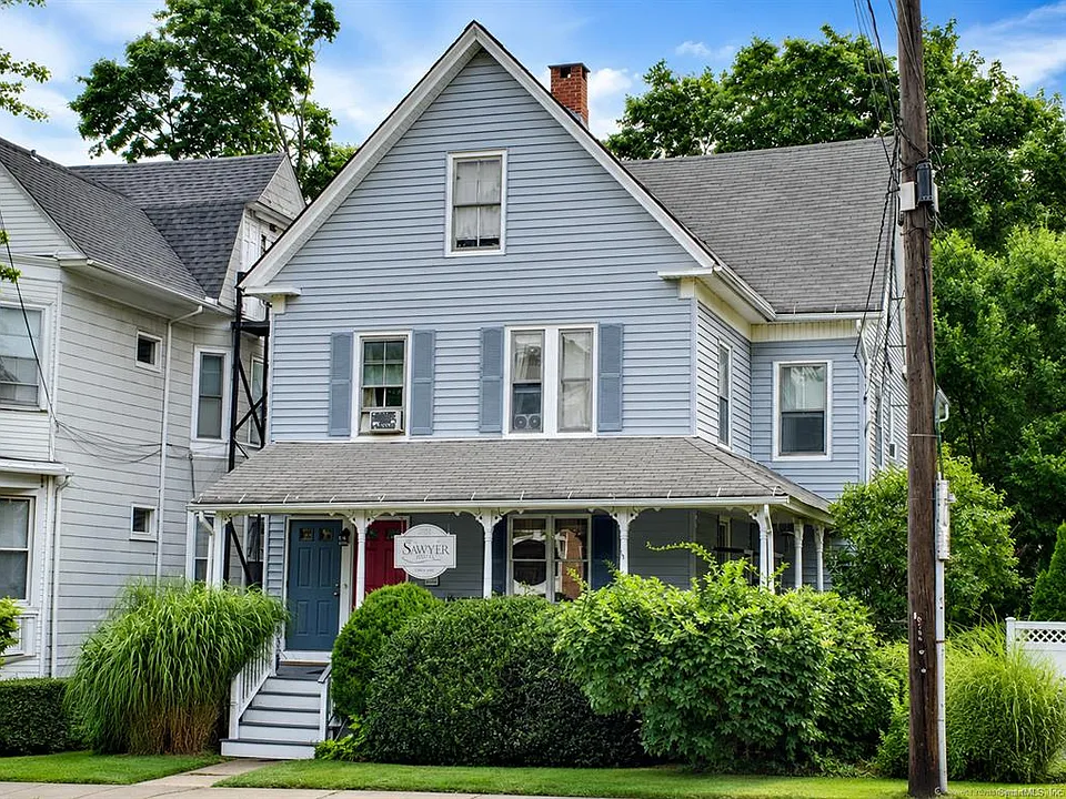 251 Williams St