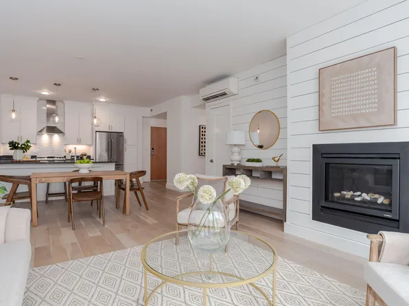 383 Commercial Street #504, Portland, ME 04101