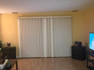102 Oak Ln APT 8, Brockton, MA 02301
