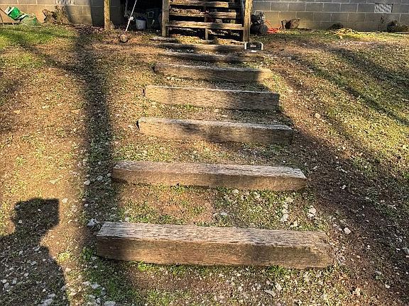 2nd image of 4731 Palos Rd