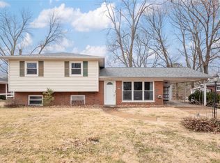 49 Whiteside Dr, Belleville, IL