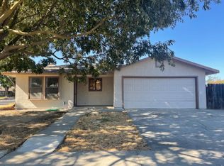 601 Parviz Ln, Modesto, CA 95351