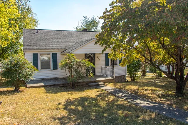 124 W Oak Hill Ave