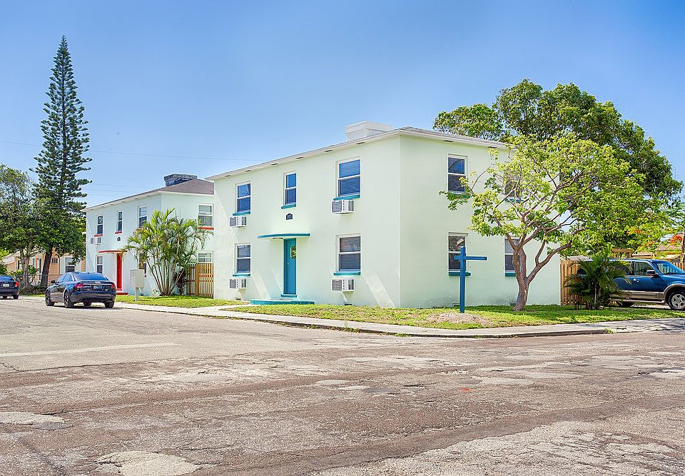 1st image of 717 2nd Ave S APT 8